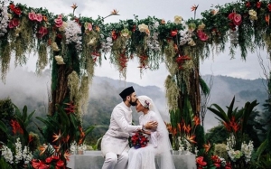 Yuna, Adam Selamat Nikah